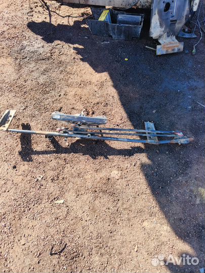 Трапеция стеклоочистителя Scania 5 серии