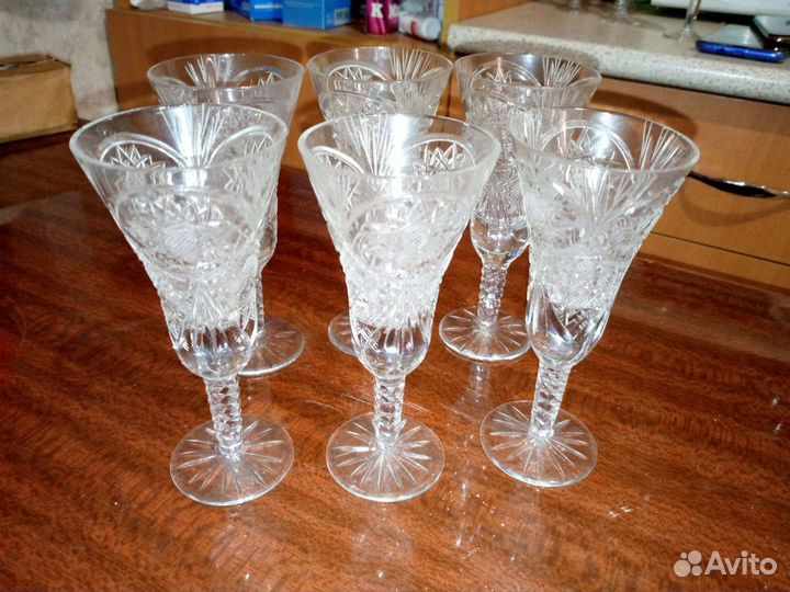 Хрустальные рюмки на ножке СССР