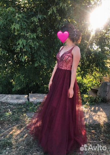 Вечернее платье
