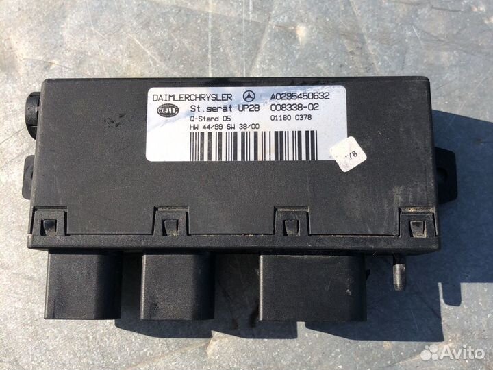 Блок вакуумного насоса W202 W203 W208 W210 R170