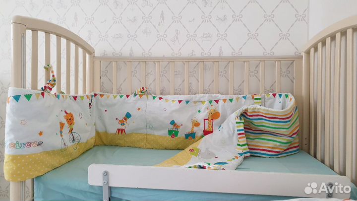 Бортик для кроватки Mothercare