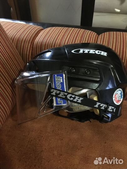 Шлем хоккейный itech