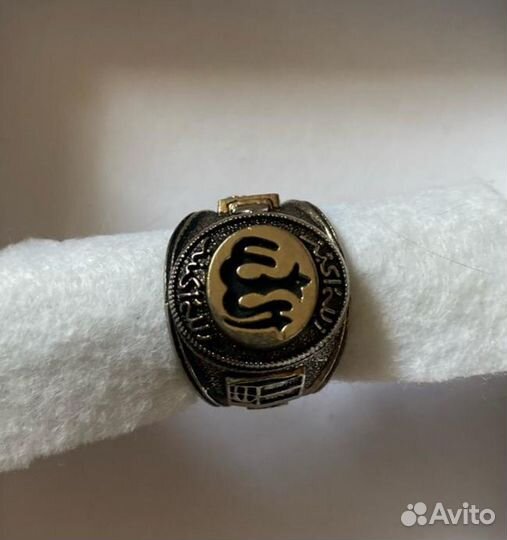 Мужской перстень