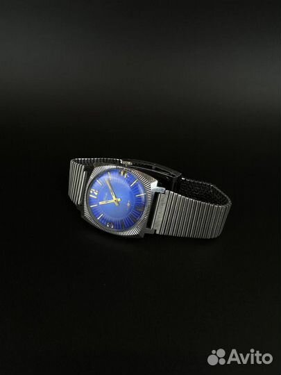 Наручные Советские часы 