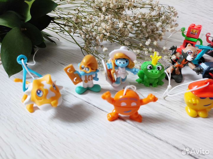 Игрушки из киндера