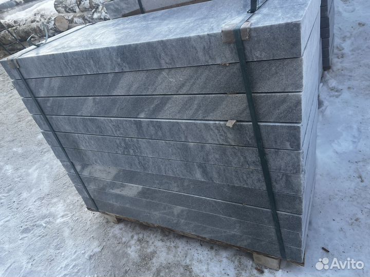 Памятники, вазы, мраморные, гранитные