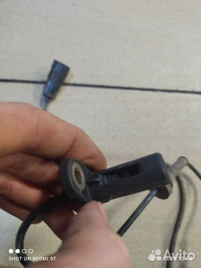 Датчик abs передний Volvo S60