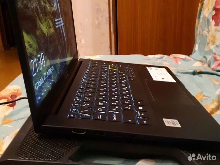 Ноутбук бу asus