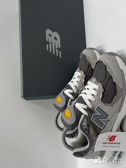 Кроссовки женские new balance