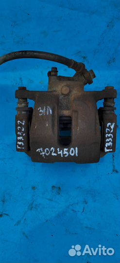 Суппорт тормозной задний левый Land Rover range R