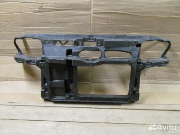 Панель передняя (телевизор) Volkswagen Golf 4