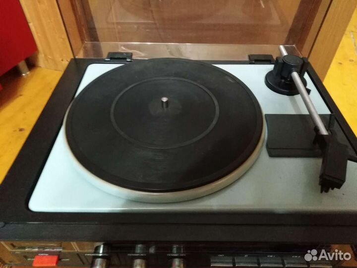 Проигрыватель винила СССР