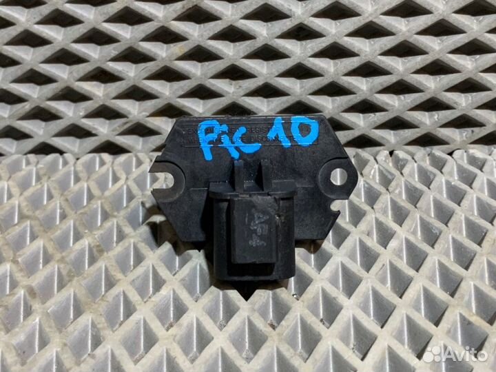 Резистор печки Kia Picanto 1.0 G4HE 2010