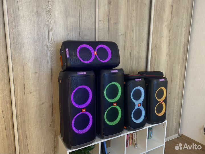 Аренда колонок JBL Partybox 300 и микрофоны