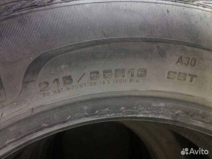 Sava Eskimo Stud 215/65 R16 98T