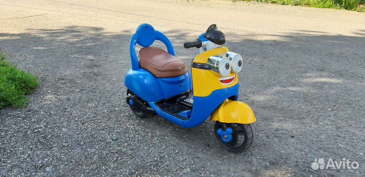 Электрическая машинка для детей