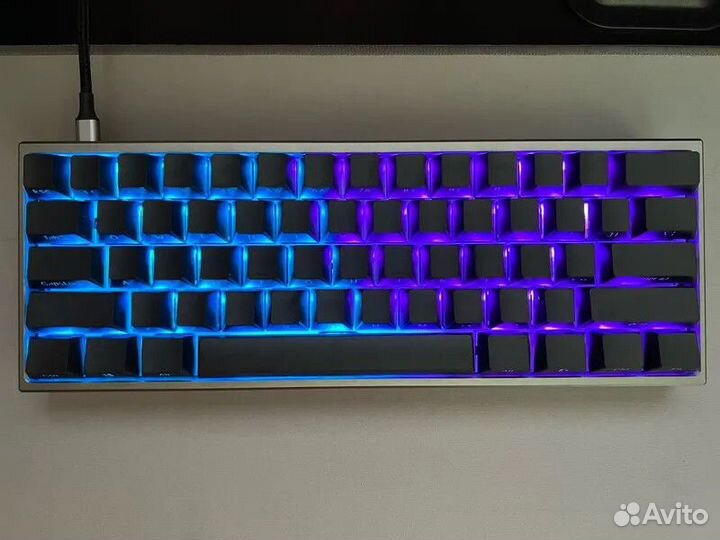 Кейкапы ymdk с боковыми надписями