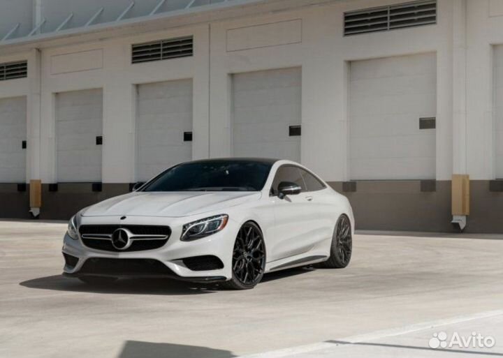 Кованые диски в стиле Vossen для Mercedes C217 R22