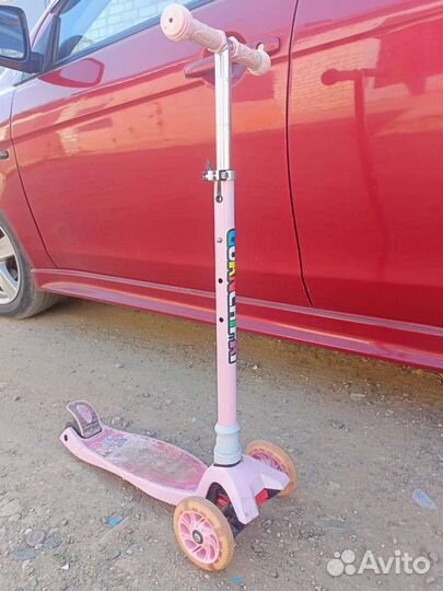 Самокат детский трехколесный