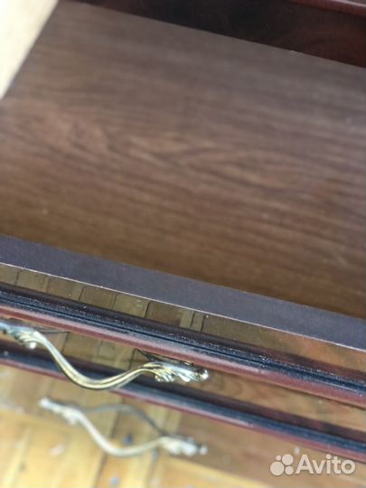 Шкаф плательный