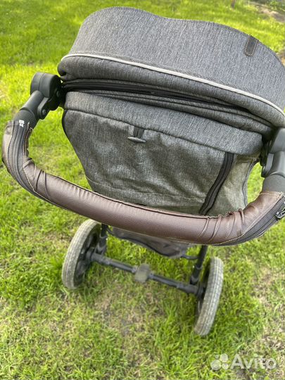 Прогулочная коляска bubago cross