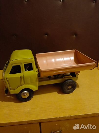 Самосвал сим игрушка