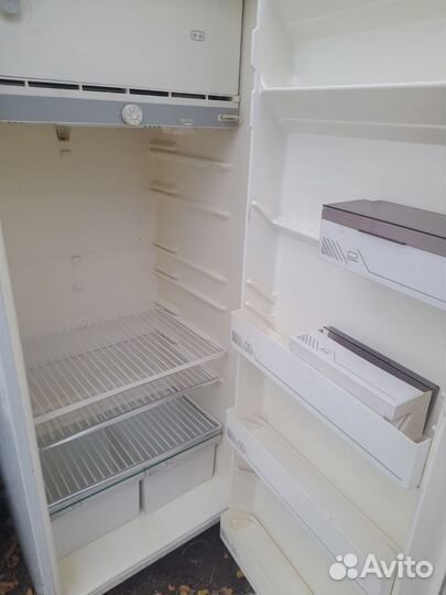 Ящики и полки холодильника Бирюса -6 кш 280