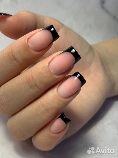 Маникюр, педикюр