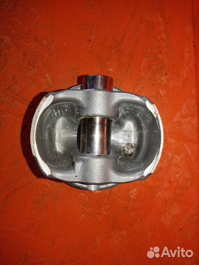 Поршень Bmw X5 E70 N55 N55B30 Н55