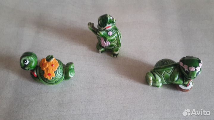 Игрушки Kinder Surprise