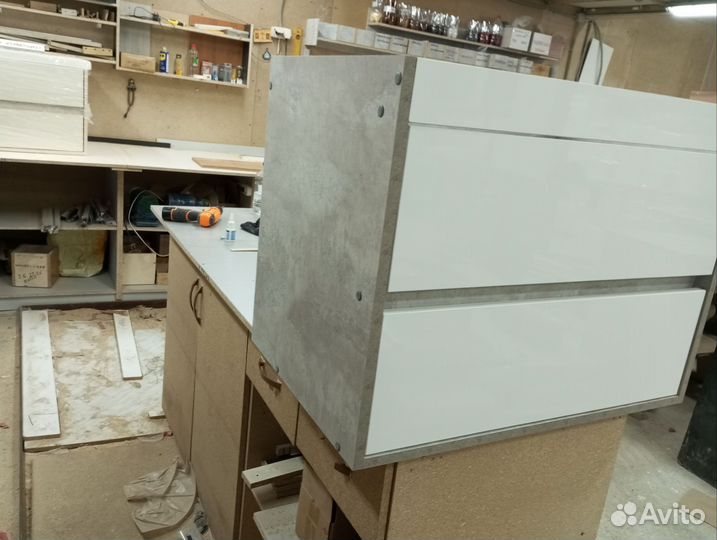 Тумба подвесная в ванную