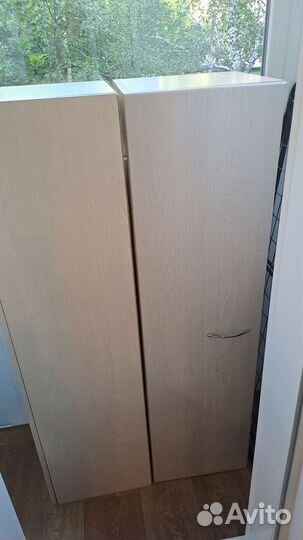 Тумба под телевизор,навесные шкафы 2 шт