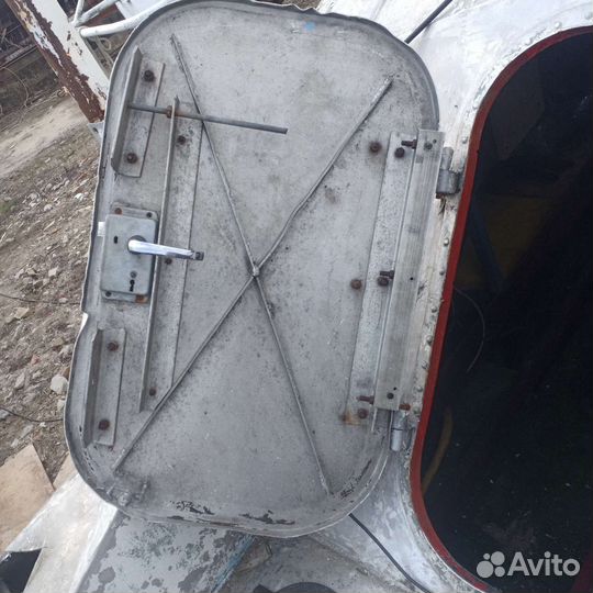 Люк яхтенный корабельный