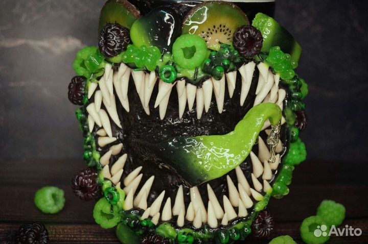 Кружка с декором из полимерной глины