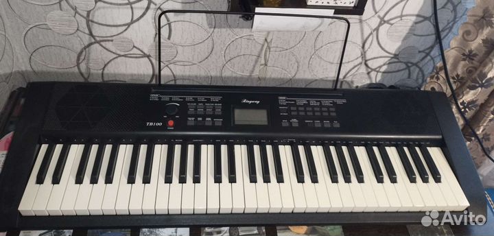 Синтезатор