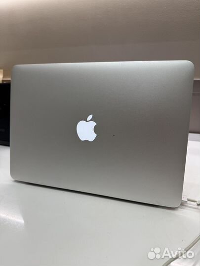 Apple macbook air 13