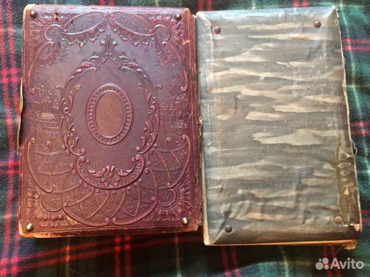 Старинные фотоальбомы.2 штуки.18 фото. бронь