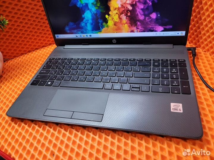 Арт 106. Мощный HP IPS i5-1035g1/DDR4 8gb/UHD 10