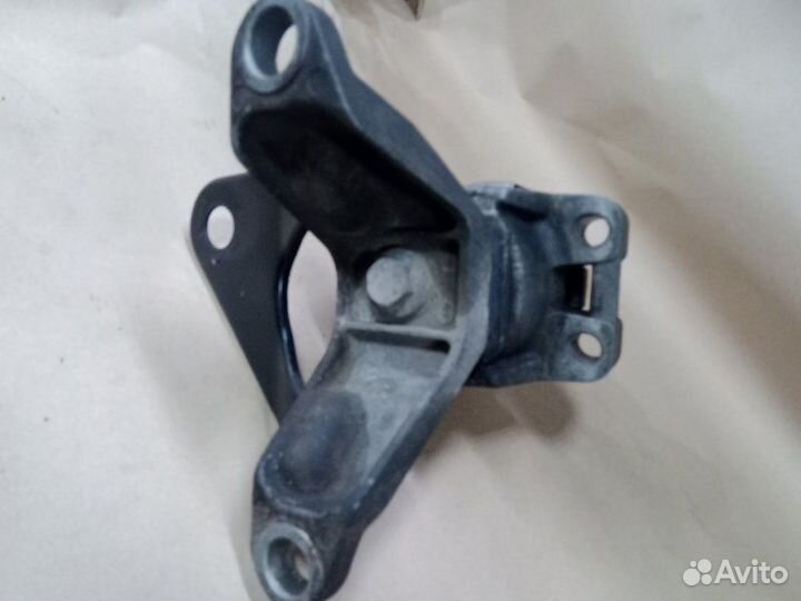 Подушка двигателя Ford Mondeo 4 седан 2.3 seba