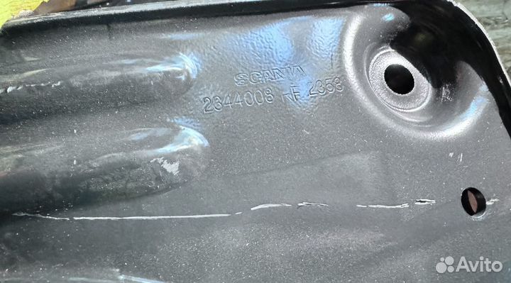 Кронштейн кабины левый LH Scania 2344008