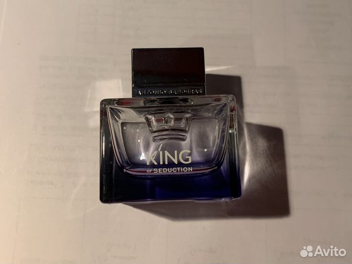 Флакон от духов King of seduction