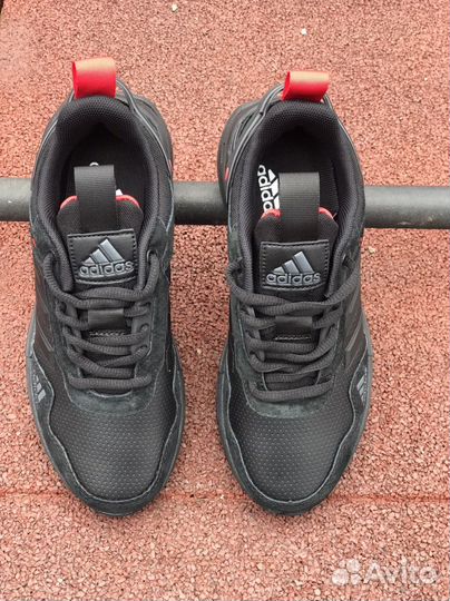 Adidas кроссовки 37 размер