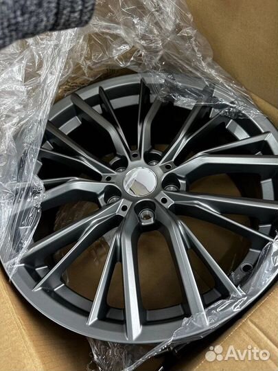 Диски BMW Mercedes 5X112 R18