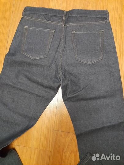 Uniqlo джинсы мужские 32 новые