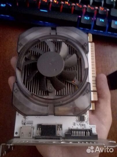 Видеокарта GT730 2gb
