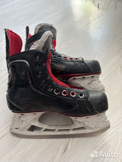 Коньки хоккейные 35 размер