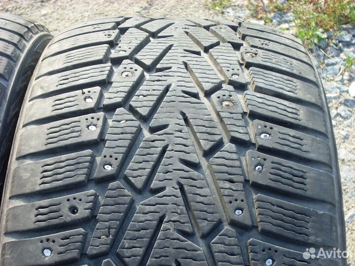Nokian Tyres Hakkapeliitta 7 255/45 R18 103T
