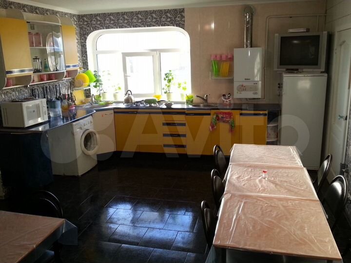 Комната 12 м² в 5-к., 2/2 эт.