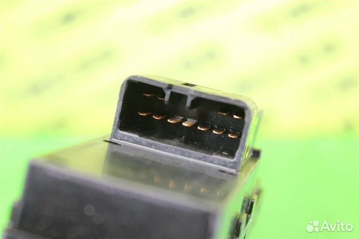 Блок управления стеклоподъемниками Toyota Duet