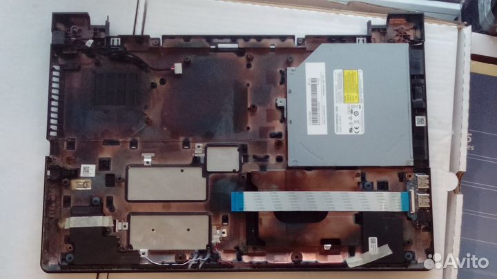 Три ноутбука Lenovo по частям